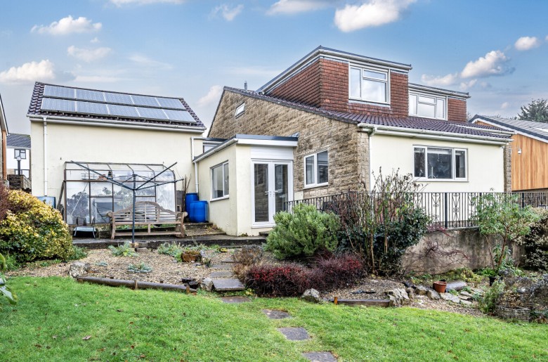 Click the photo for more details of Sunnymead, Midsomer Norton, Radstock, Somerset