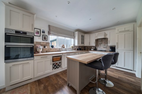Click the photo for more details of Dunstan Way, Cheddar, Somerset