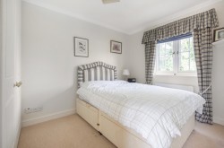 Images for Sheldons Piece, Watlington