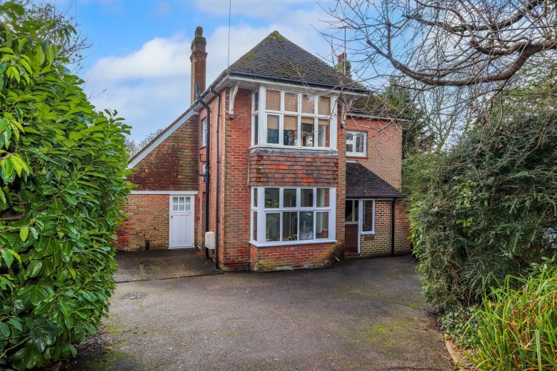 Click the photo for more details of North Trade Road, Battle, East Sussex
