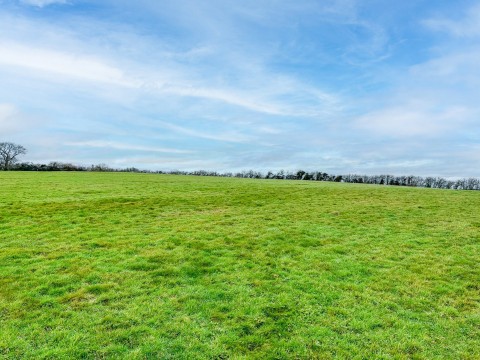 Click the photo for more details of Bugsell Lane, Robertsbridge, East Sussex