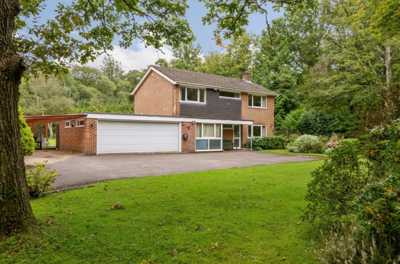 Click the photo for more details of Sway Road, Brockenhurst, SO42