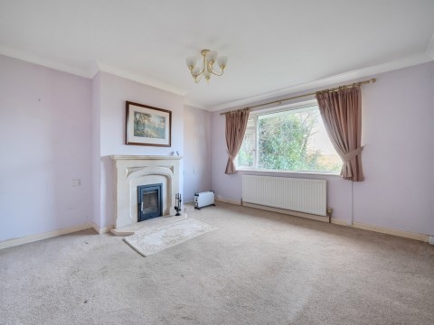Click the photo for more details of Baltonsborough, Glastonbury, Somerset