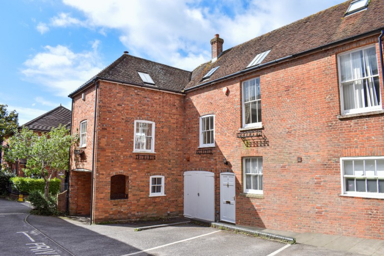 Click the photo for more details of High Street, Lymington, SO41