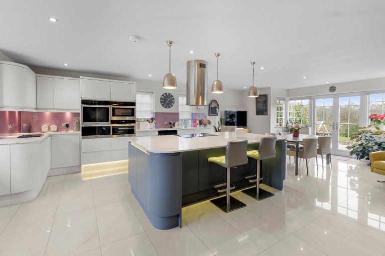 Images for Cross in Hand, Heathfield, East Sussex