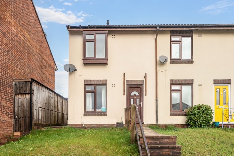 Click the photo for more details of Stonebridge Drive, Frome, Somerset