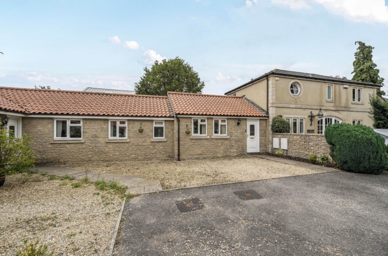 Click the photo for more details of Vallis Road, Frome, Somerset