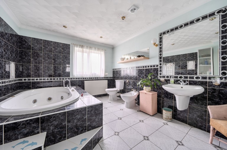 Images for Bella View Gardens, Glastonbury, Somerset