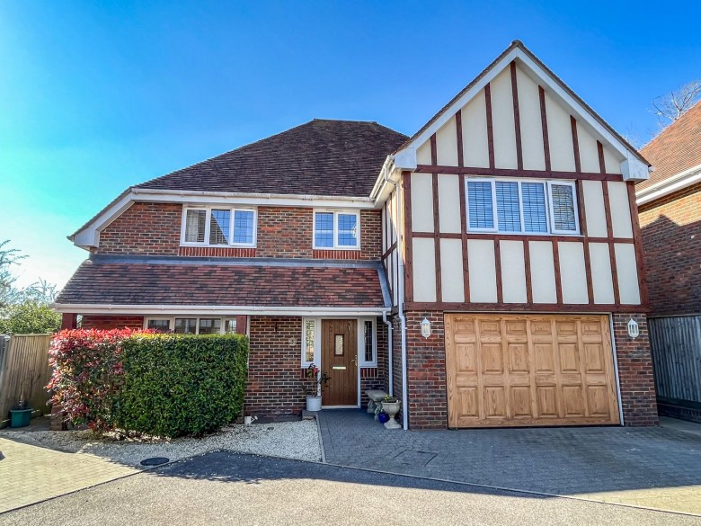 Click the photo for more details of Campkin Gardens, St Leonards-on-Sea, East Sussex