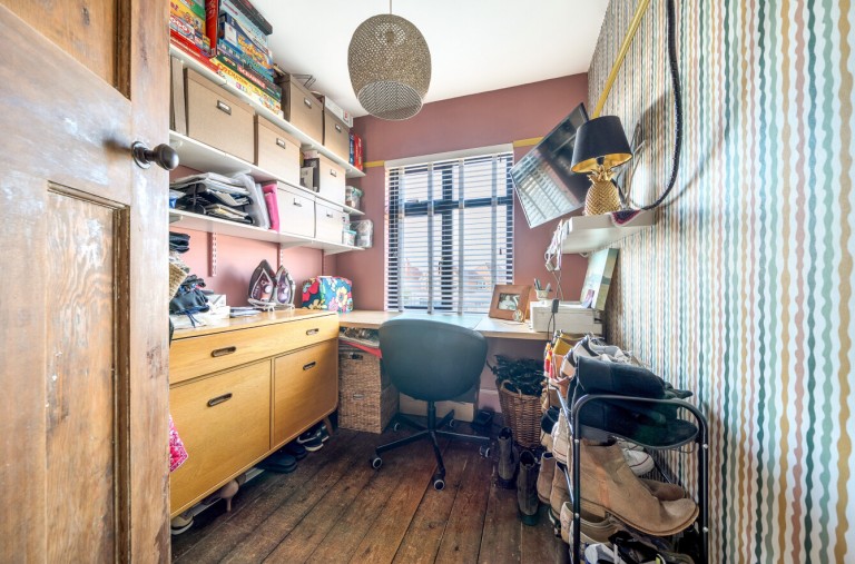 Images for Green Lane Avenue, Street, Somerset
