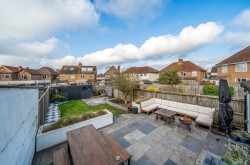 Images for Green Lane Avenue, Street, Somerset