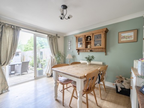 Click the photo for more details of Drum Avenue, Glastonbury, Somerset