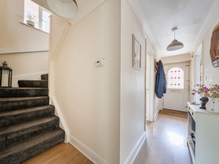 Images for Drum Avenue, Glastonbury, Somerset