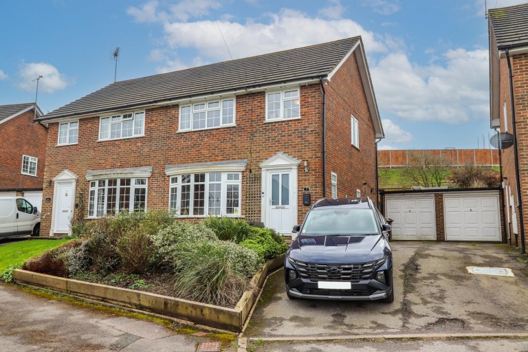 Images for Kingsdale Close, Battle, East Sussex