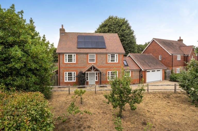 Images for 7 Holly Tree Grove, Walberton, BN18