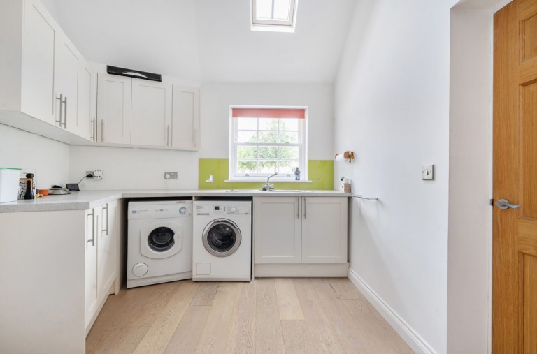 Images for 7 Holly Tree Grove, Walberton, BN18
