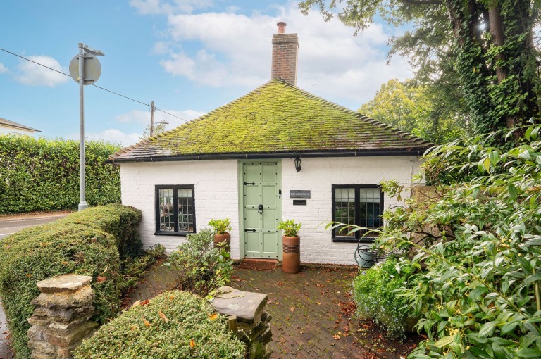 Images for Bell Road, Warnham, RH12