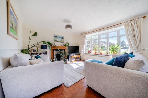 Click the photo for more details of Hadley Close, Middleton-On-Sea, PO22