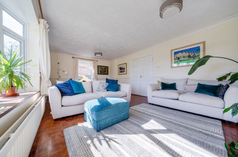 Click the photo for more details of Hadley Close, Middleton-On-Sea, PO22