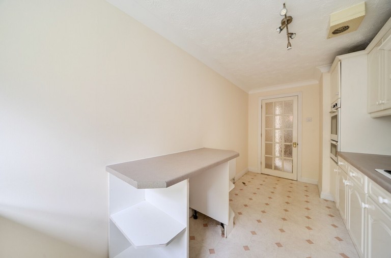 Images for Parchment Street, Mayfair Court, PO19