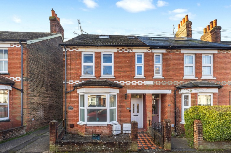 Click the photo for more details of Devonshire Road, Horsham, RH13