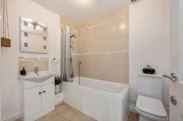 Images for Blackbridge Lane, Horsham, RH12