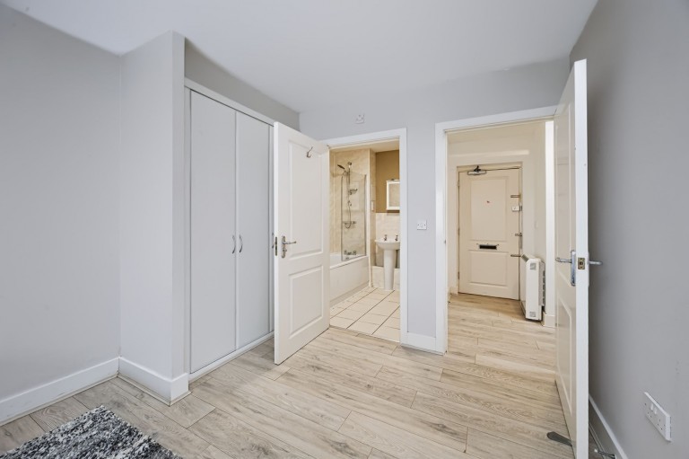 Images for Updown Hill, Woodcote House Updown Hill, RH16