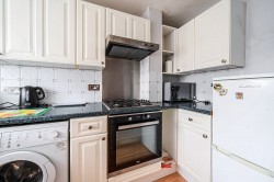 Images for Oakwood Close, Midhurst, GU29