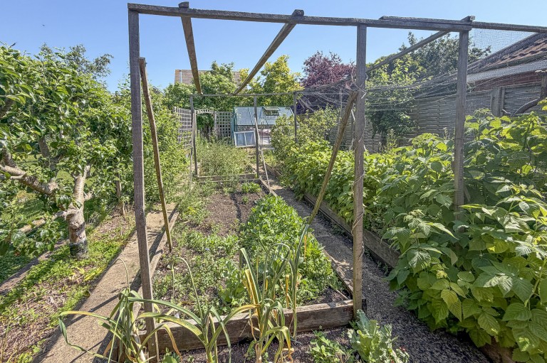 Images for Wilton Orchard, Street, Somerset