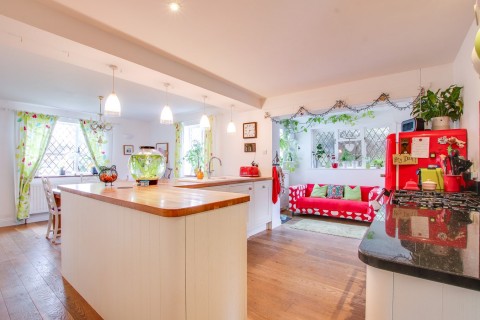 Click the photo for more details of Foxhills, Ashurst, Southampton, SO40