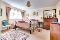 Images for Vitre Gardens, Lymington, SO41