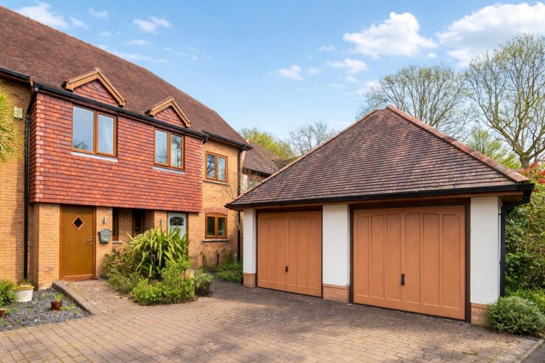 Images for The Ostlers, Hordle, Lymington, SO41