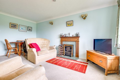 Click the photo for more details of Swallow Drive, Milford on Sea, Lymington, SO41