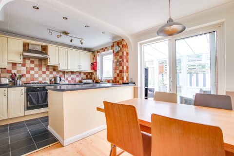 Click the photo for more details of Samber Close, Lymington, SO41