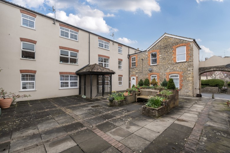 Click the photo for more details of Vineys Yard, Bruton, Somerset