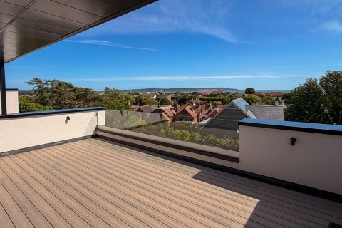 Click the photo for more details of Lymington Road, Milford on Sea, Lymington, SO41
