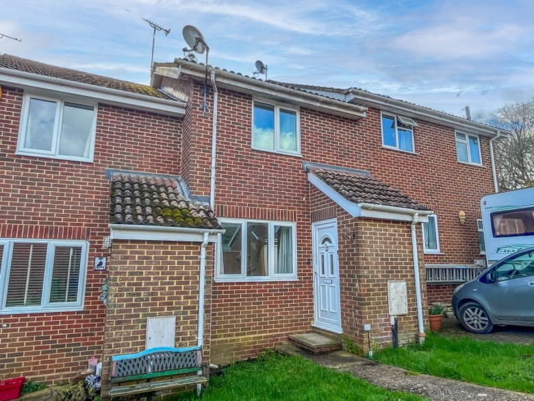 Click the photo for more details of Swallow Drive, Battle, East Sussex