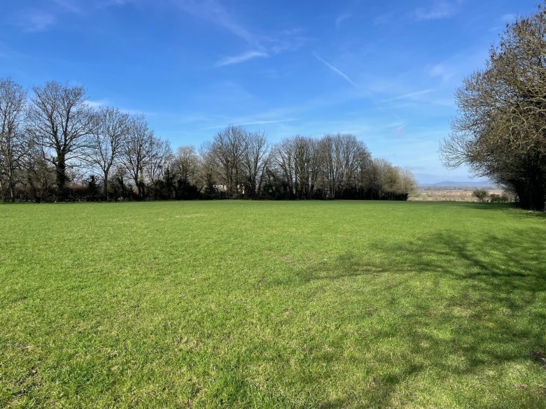 Click the photo for more details of Broadway, Edington, Somerset