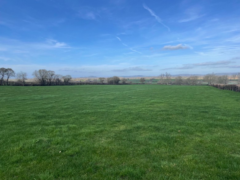 Click the photo for more details of Keen Hayes Lane, Edington, Somerset