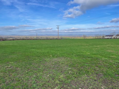 Click the photo for more details of Broadway, Edington, Somerset