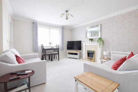 Click the photo for more details of Tylers Close, Lymington, Lymington, SO41