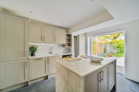 Click the photo for more details of Western Road, Lymington, SO41