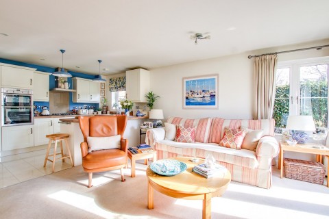 Click the photo for more details of North Greenlands, Pennington, Lymington, SO41