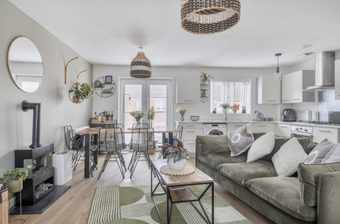 Click the photo for more details of Swaledale Road, Warminster, Wiltshire