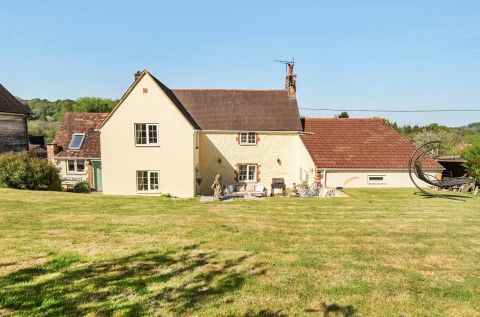 Click the photo for more details of Crockerton, Wiltshire