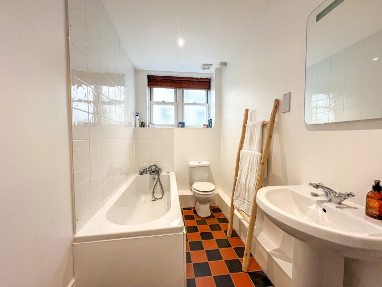 Images for Grosvenor Crescent, St Leonards-on-Sea, East Sussex