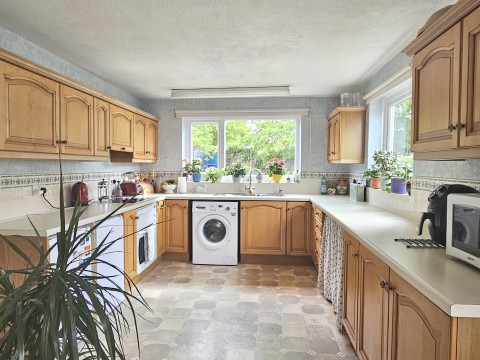 Click the photo for more details of Baltonsborough, Somerset