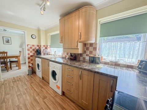 Click the photo for more details of Kingsfield, Ringwood, BH24