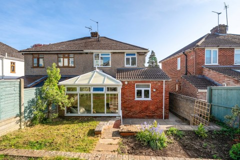 Click the photo for more details of Vallis Road, Frome, Somerset