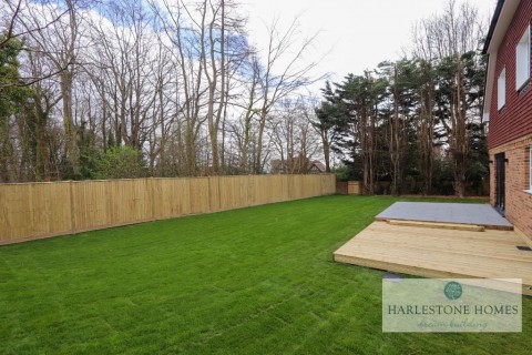 Click the photo for more details of North Trade Road, Battle, East Sussex